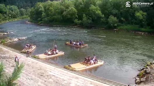 Zdjęcie z nowości Flisacy po raz pierwszy od wielu lat nie rozpoczęli sezonu 1 kwietnia. Kiedy nastąpi inauguracja sezonu letniego i jakie atrakcje na Was czekają w Pieninach?