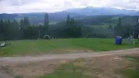 Widok na jedną z tras narciarskich - Kotelnica I oraz na wspaniałe szczyty Tatr