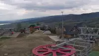Kamera prezentuje panoramę gór z ośrodka narciarskiego Czorsztyn ski - Kluszkowce