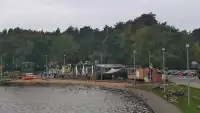 Ujęcie z kamery na promenadę w Dąbkach