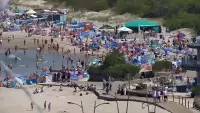 Darłowo - widok na plaże i morze oraz wejście do portu.