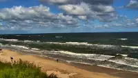 Plaża w Dziwnowie oglądaj w sezonie letnim.