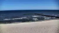Widok na plażę i morze w Dziwnowie woj. zachodniopomorskie