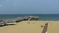 Widok z kamery obrotowej na plaże i morze w Gdańsku Brzeźnie