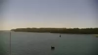 Widok na Marinę w Gdyni i nabrzeże młodych żeglarzy z kamery.