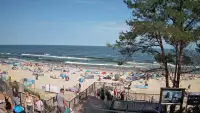 Widok z kamery na plażę w Stegnie to prawdziwa zachęta do wypoczynku.