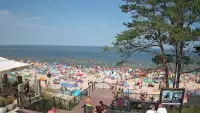 Widok z kamery na plażę w Stegnie to prawdziwa zachęta do wypoczynku.