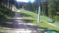 Widok z Kamery trasę narciarską w Karpacz Biały Jar.