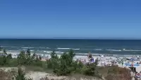 Obraz na żywo z plaży w Karwi