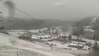 Kamera na SkiPark Oravice - widok na stok i termy Oravice na Słowacji Meander.