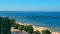 Widok na deptak i Plażę w MIĘDZYZDROJACH