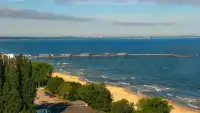 Widok na deptak i Plażę w MIĘDZYZDROJACH