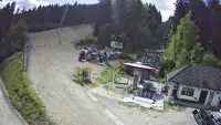 Widok na Sport Arena Myślenice - bramki