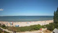 Widok na Promenadę i Plażę w REWIE. Sporty wodne Zatoka Pucka