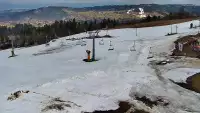 Obraz z kamery na żywo na stację narciarską Rusin-ski oraz panoramę Tatr.