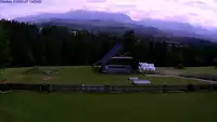 Kamera prezentuje ujęcie na Tatry.