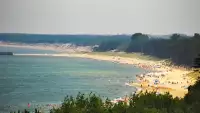 Mielno-Unieście to jeden z najbardziej urokliwych zakątków wybrzeża, gdzie szeroka, złocista plaża spotyka się z leczniczym mikroklimatem. Widok z kamery zainstalowanej na Instytucie Zdrowia Sofra w Mielnie