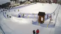 Widok z Kamery na szkółkę narciarską Ski Suche