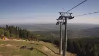 Widok na górną część stacji narciarskiej Ski&Sun.