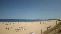 Kamera na plażę w Świnoujściu na żywo przepływające promy.