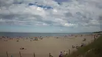 Kamera na plażę w Świnoujściu na żywo przepływające promy.