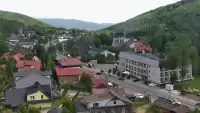 SZCZYRK - widok z kamery na deptak w Szczyrku