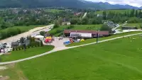 Widok na panoramę gór ze stacji narciarskiej Polana Szymoszkowa