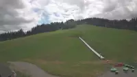 Widok z Kamery na trasę zjazdową w Tylicz.ski.