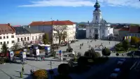 Widok na rynek w Wadowicach z kamery obrotowej.