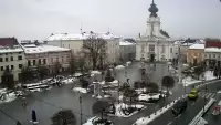 Widok na rynek w Wadowicach z kamery obrotowej.