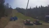 Dolna stacja wyciagu, którym narciarze dotrą na Mały Rachowiec