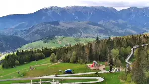 Obraz na żywo z górnej stacji ośrodka narciarskiego Bachledka Ski&Fun.
