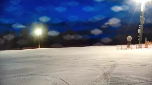 Widok na jedną z tras narciarskich - Kotelnica I oraz na wspaniałe szczyty Tatr