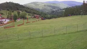 Widok z kamery na stok Biały Krzyż w Szczyrku.
