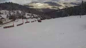 Widok z kamery na stok Biały Krzyż w Szczyrku.