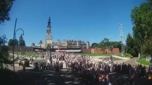 Widok z kamery na Sanktuarium Maryjne i Klasztor Zakonu Paulinów w Częstochowie.