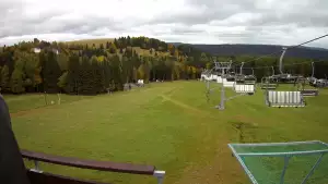 Wyciąg Diament w Kompleksie narciarskim Zieleniec zaprasza na narty.