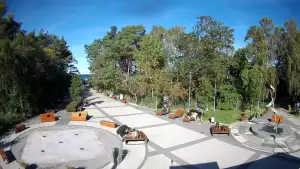 Widok na deptak w Dziwnówku