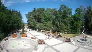 Widok na deptak w Dziwnówku