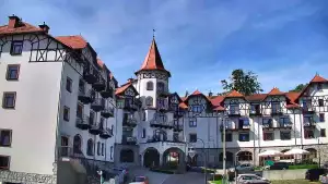 HOTEL BUCZYŃSKI w Świeradowie - NOWOŚĆ To doskonałe miejsce dla osób ceniących komfort, bliskość atrakcji i uzdrowiskowy klimat Świeradowa.
