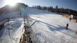 Obraz na trasę zjazdową z dolnej stacji Kamienica - Bolesławów