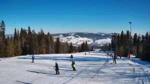 Kaniówka - widok z górnej stacji NOWOŚĆ