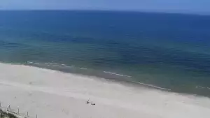 Widok na plażę i morze w Kątach Rybackich - zobacz