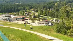 Kamera na SkiPark Oravice - widok na stok i termy Oravice na Słowacji Meander.