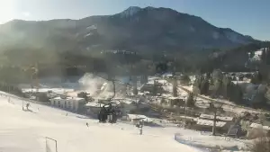 Kamera na SkiPark Oravice - widok na stok i termy Oravice na Słowacji Meander.