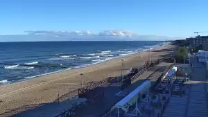 Kamera z widokiem na plażę i promenadę w Mielnie