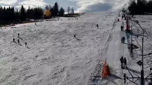 Wyciąg Narciarski - ZADZIAŁ, widok na stok NOWOŚĆ