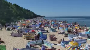 Pobierowo kamera na miasto i plażę