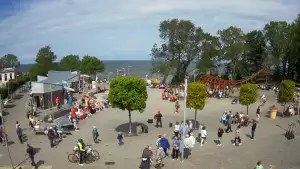 Widok z Kamery na deptak w REWALU na żywo