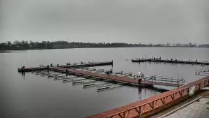 Widok na Jezioro i Marinę w RYNIE - KAMERA LIVE